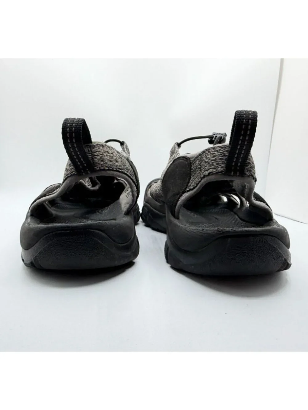Keen Newport H2 Hiking Sandals Mens Size 12 Black/Steel Grey Water Outdoor Shoes